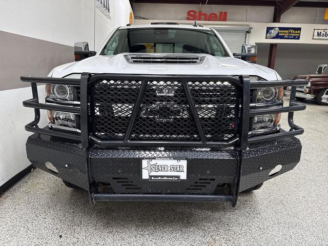 Photo of 2017 Summit White Chevrolet Silverado 2500
