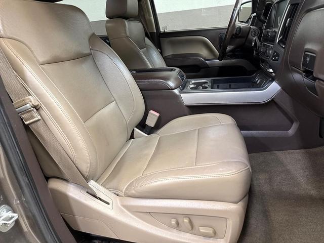 Photo of 2015 Brownstone Metallic Chevrolet Silverado 2500