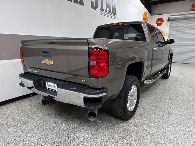 Photo of 2015 Brownstone Metallic Chevrolet Silverado 2500