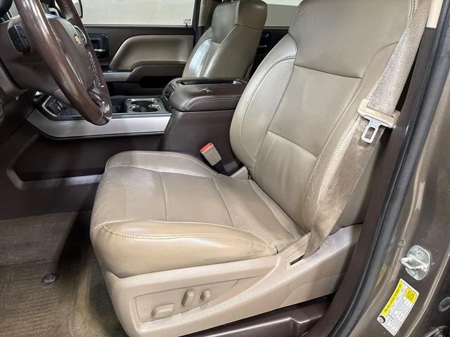Photo of 2015 Brownstone Metallic Chevrolet Silverado 2500