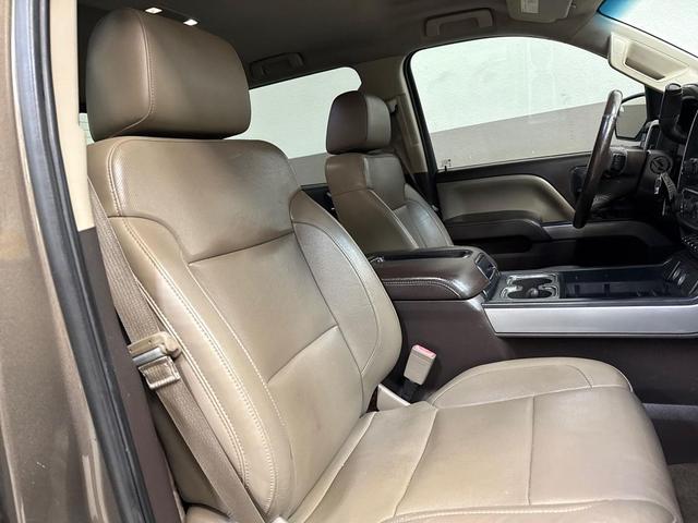 Photo of 2015 Brownstone Metallic Chevrolet Silverado 2500