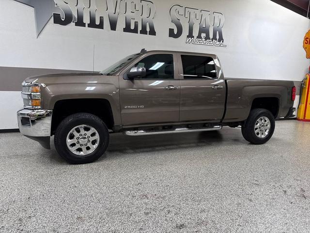 Photo of 2015 Brownstone Metallic Chevrolet Silverado 2500