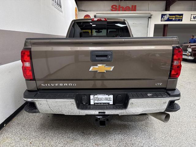 Photo of 2015 Brownstone Metallic Chevrolet Silverado 2500