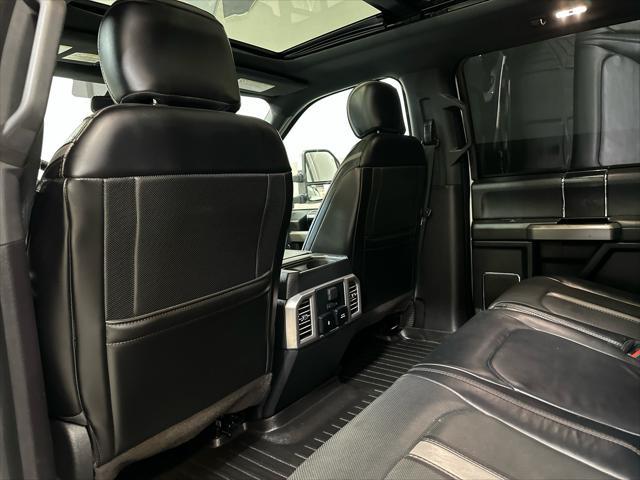 Photo of 2018 White Platinum Metallic Tri-Coat Ford F-450