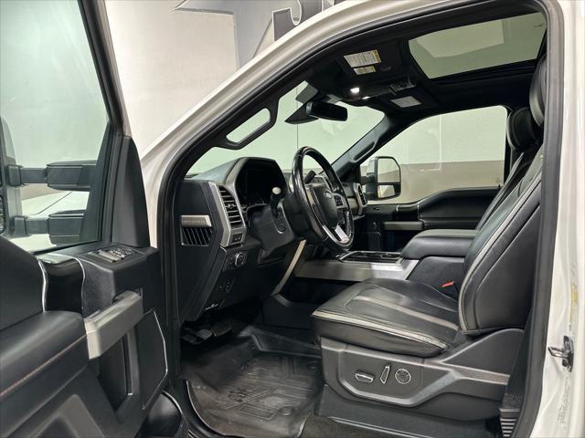Photo of 2018 White Platinum Metallic Tri-Coat Ford F-450
