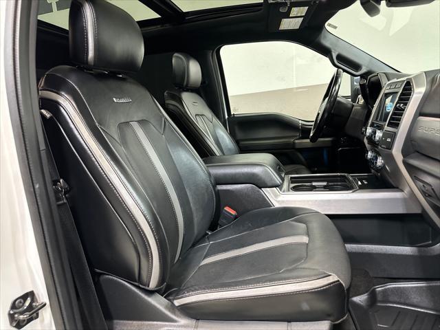 Photo of 2018 White Platinum Metallic Tri-Coat Ford F-450