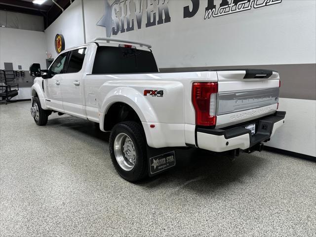 Photo of 2018 White Platinum Metallic Tri-Coat Ford F-450