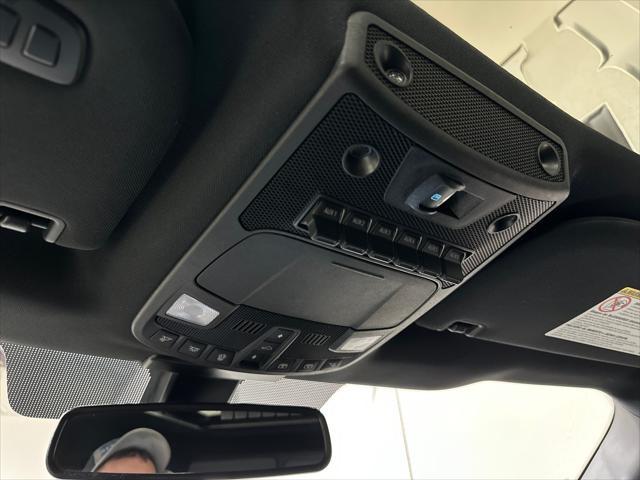 Photo of 2018 White Platinum Metallic Tri-Coat Ford F-450