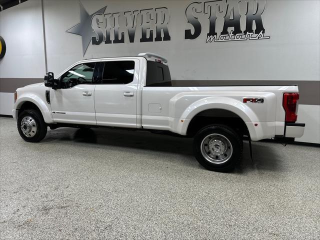Photo of 2018 White Platinum Metallic Tri-Coat Ford F-450