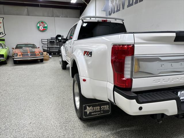 Photo of 2018 White Platinum Metallic Tri-Coat Ford F-450