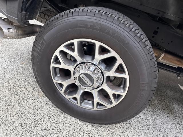 Photo of 2021 Agate Black Metallic Ford F-250