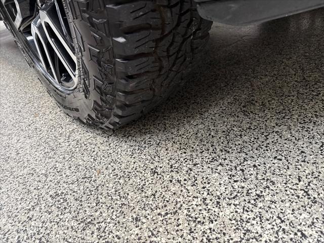 Photo of 2020 Carbon Black Metallic GMC Sierra 1500