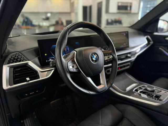 Photo of 2024 Black Sapphire Metallic BMW X5