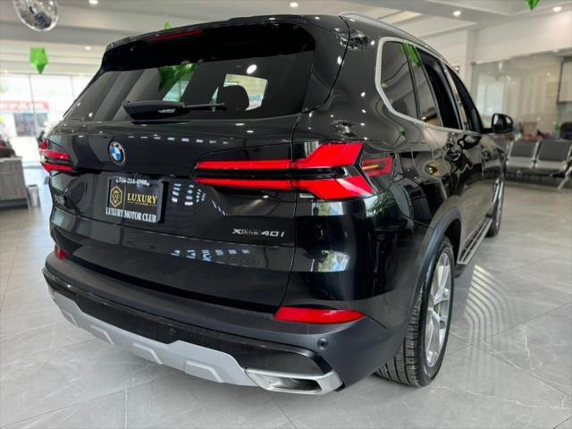 Photo of 2024 Black Sapphire Metallic BMW X5
