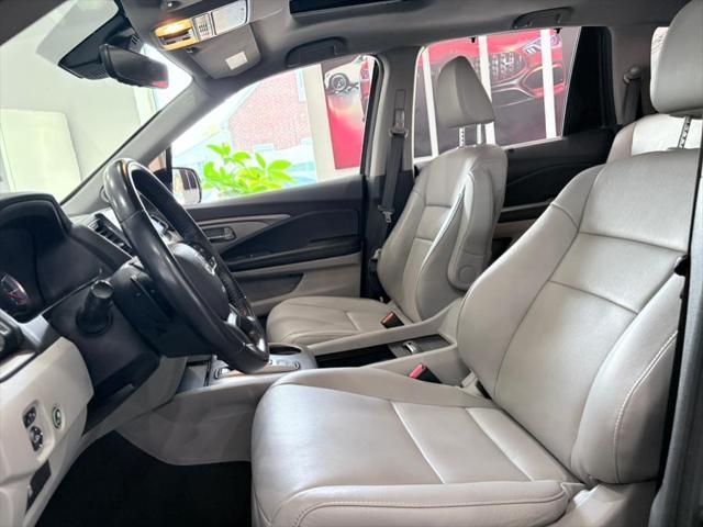 Photo of 2021 Modern Steel Metallic Honda Pilot