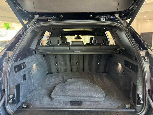 Photo of 2021 Black Sapphire Metallic BMW X5
