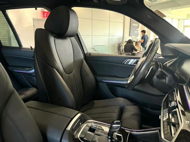 Photo of 2021 Black Sapphire Metallic BMW X5