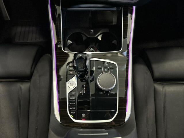 Photo of 2021 Black Sapphire Metallic BMW X5