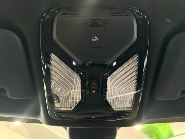 Photo of 2021 Black Sapphire Metallic BMW X5