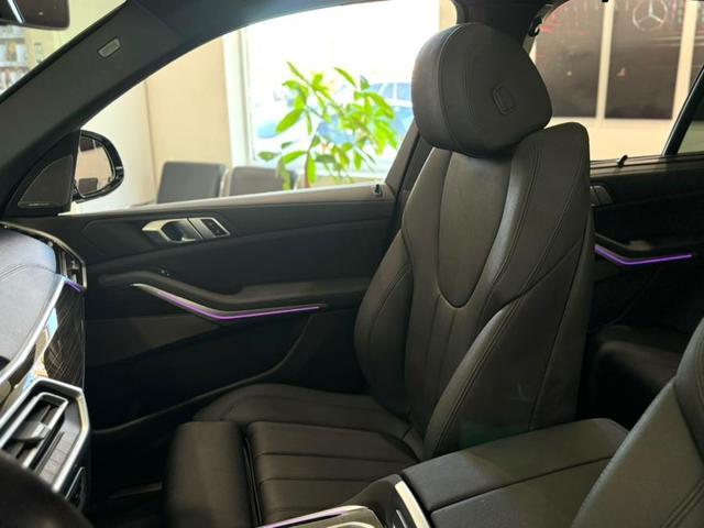 Photo of 2021 Black Sapphire Metallic BMW X5