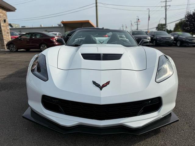 Photo of 2016 Arctic White Chevrolet Corvette