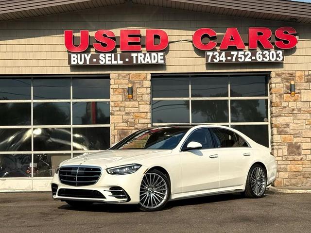 Photo of 2021 Pearl White Mercedes-Benz S-Class