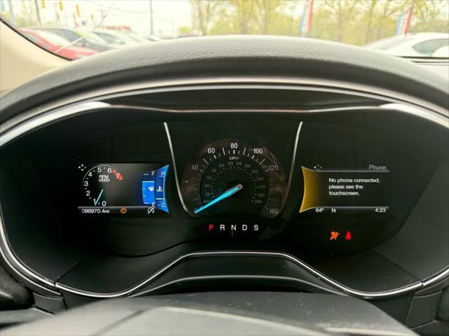 Photo of 2017 Burgundy Ford Fusion