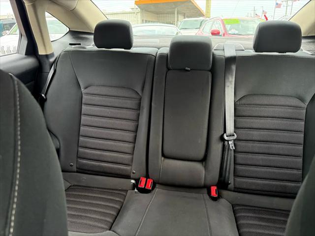 Photo of 2017 Burgundy Ford Fusion