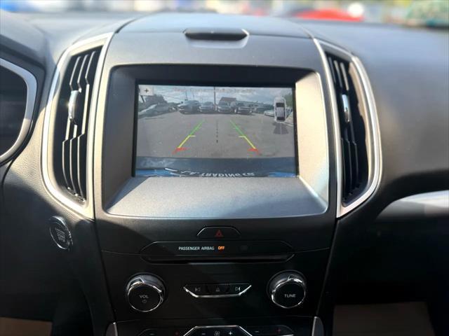 Photo of 2016 Shadow Black Ford Edge
