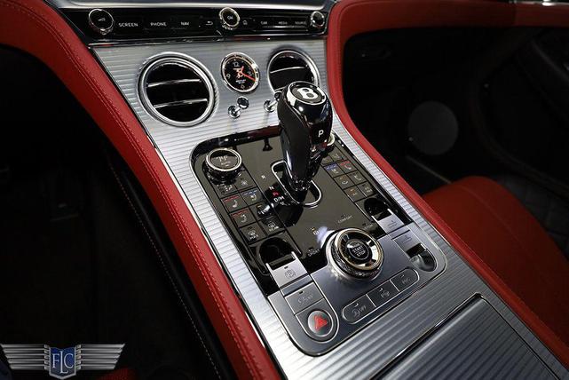 Photo of 2022 Glacier White Bentley Continental GT