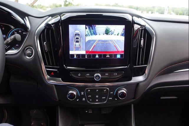 Photo of 2023 Radiant Red Tintcoat Chevrolet Traverse
