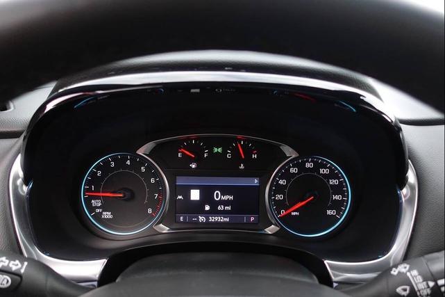 Photo of 2023 Radiant Red Tintcoat Chevrolet Traverse