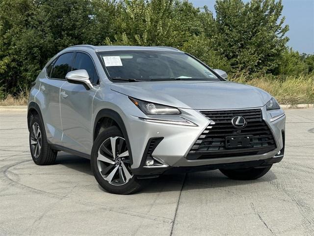 Photo of 2019 Silver Lining Metallic Lexus NX 300