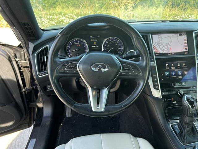 Photo of 2017 Midnight Black INFINITI Q60