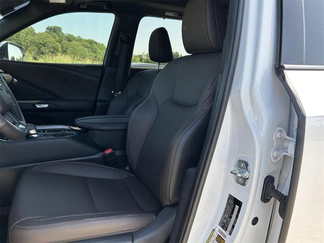 Photo of 2024 White Lexus TX 350