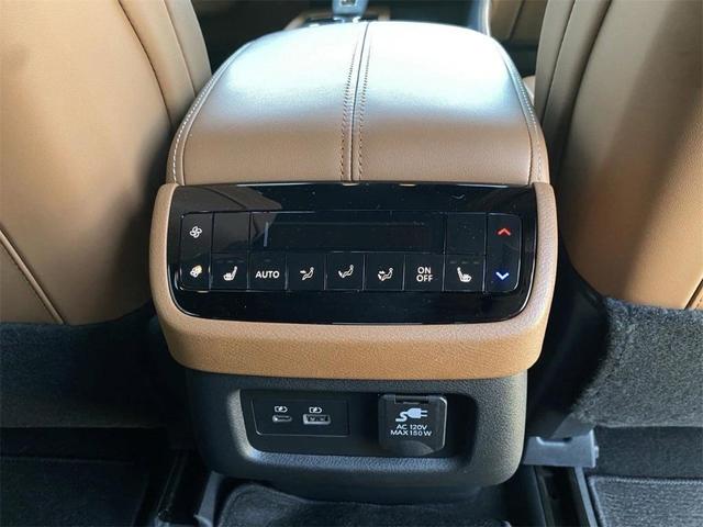 Photo of 2025 Gray INFINITI QX60