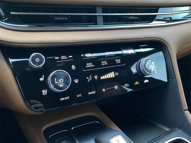 Photo of 2025 Gray INFINITI QX60