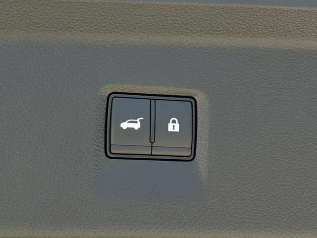 Photo of 2026 Radiant White INFINITI QX60