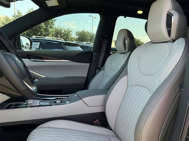Photo of 2026 Diamond Black INFINITI QX60