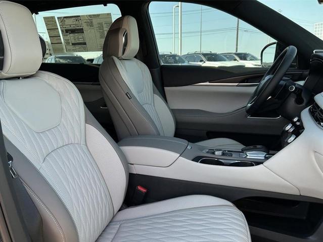 Photo of 2026 Diamond Black INFINITI QX60