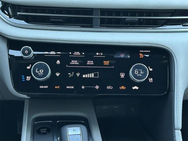 Photo of 2026 Diamond Black INFINITI QX60