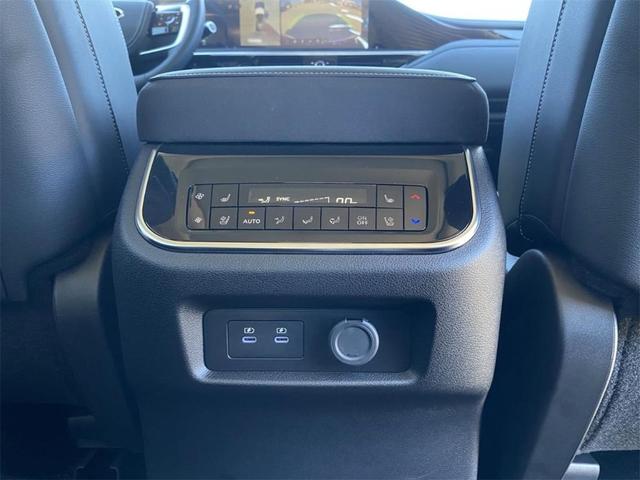 Photo of 2025 Coulis Red INFINITI QX80