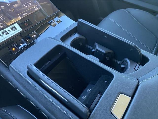 Photo of 2025 Coulis Red INFINITI QX80