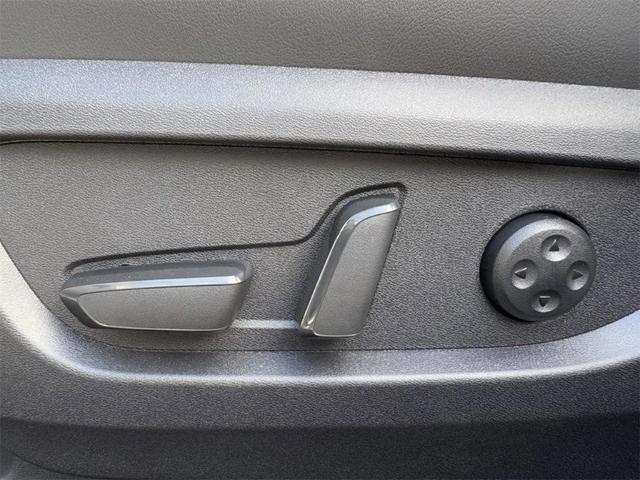 Photo of 2025 Black Obsidian INFINITI QX50
