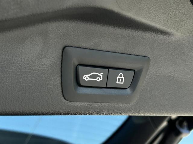 Photo of 2023 Black Sapphire Metallic BMW X5