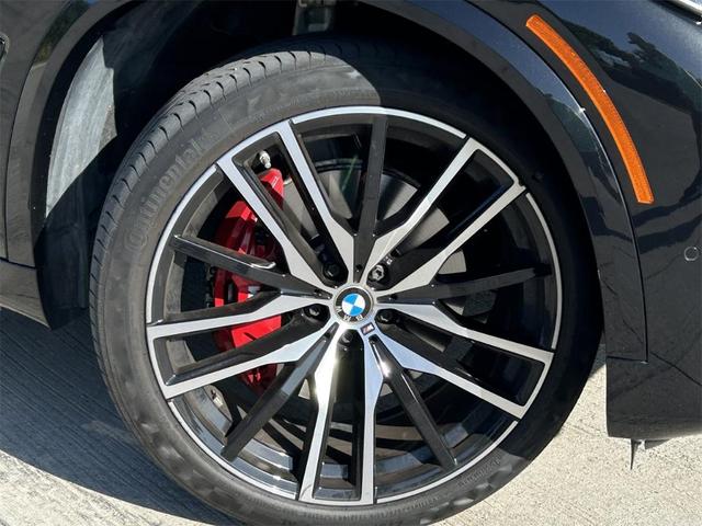 Photo of 2023 Black Sapphire Metallic BMW X5