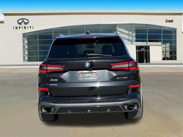 Photo of 2023 Black Sapphire Metallic BMW X5