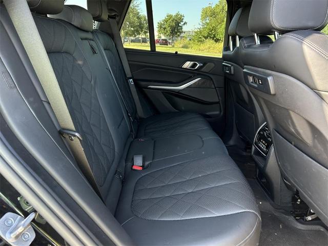 Photo of 2023 Black Sapphire Metallic BMW X5