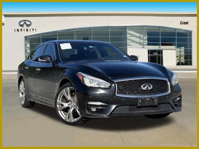 2016 Infiniti Q70