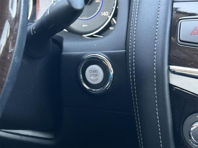 Photo of 2019 Black Obsidian INFINITI QX80